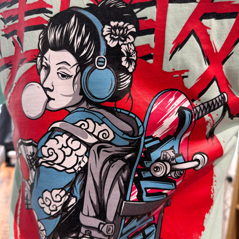 B R O K E N Skater Geisha Organic T-shirt